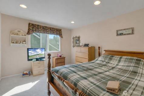 12446 NE 162nd Street Woodinville WA 98072