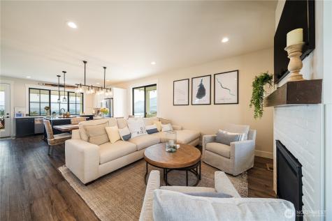 211 Bluebell Court Chelan WA 98816