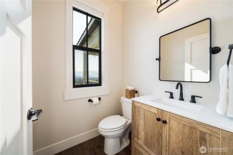 211 Bluebell Court Chelan WA 98816