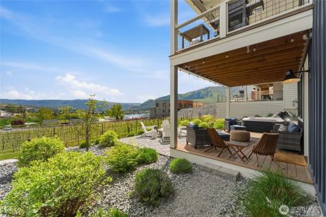211 Bluebell Court Chelan WA 98816