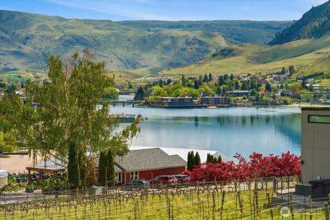 211 Bluebell Court Chelan WA 98816