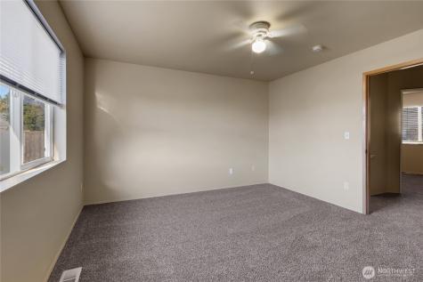 9826 Donovan Court SE Yelm WA 98597