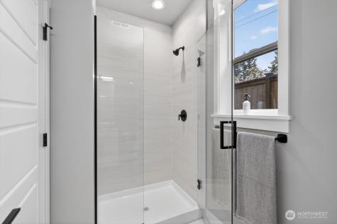 15008 75th Avenue NE Kenmore WA 98028