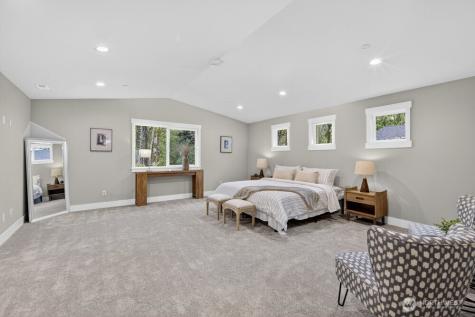 15008 75th Avenue NE Kenmore WA 98028