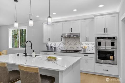 15008 75th Avenue NE Kenmore WA 98028