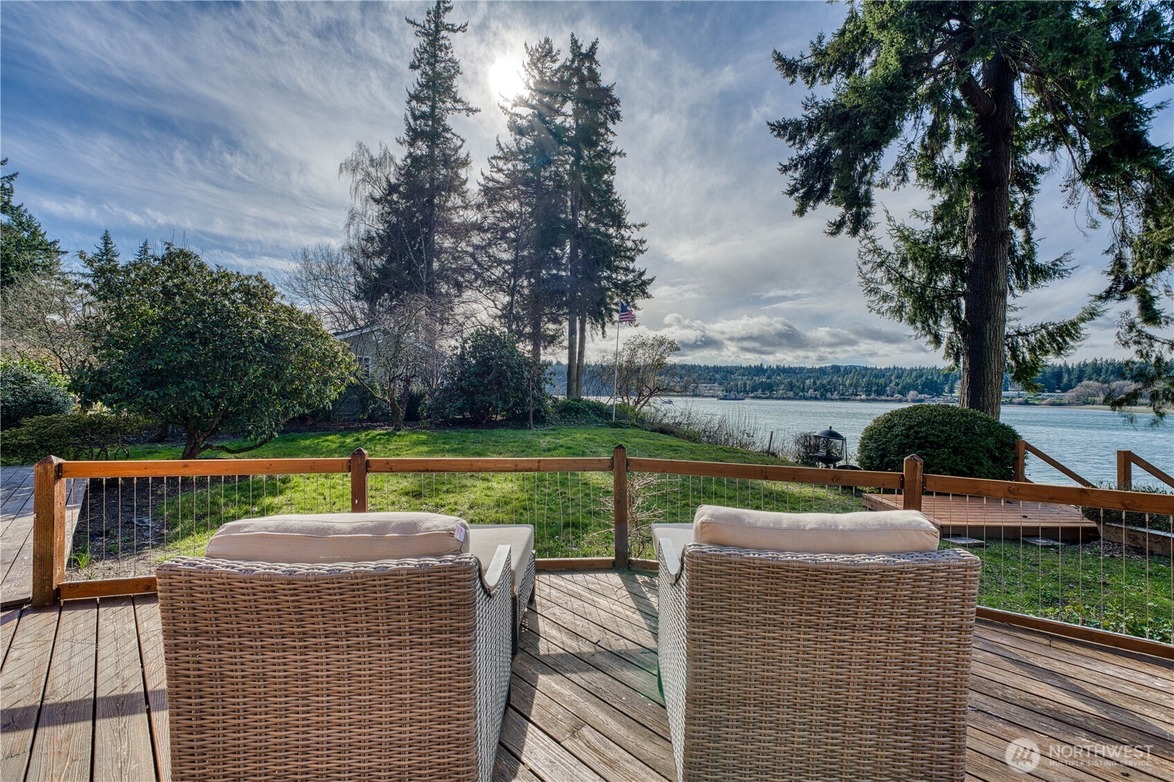 2735 Marine Drive Bremerton WA 98312