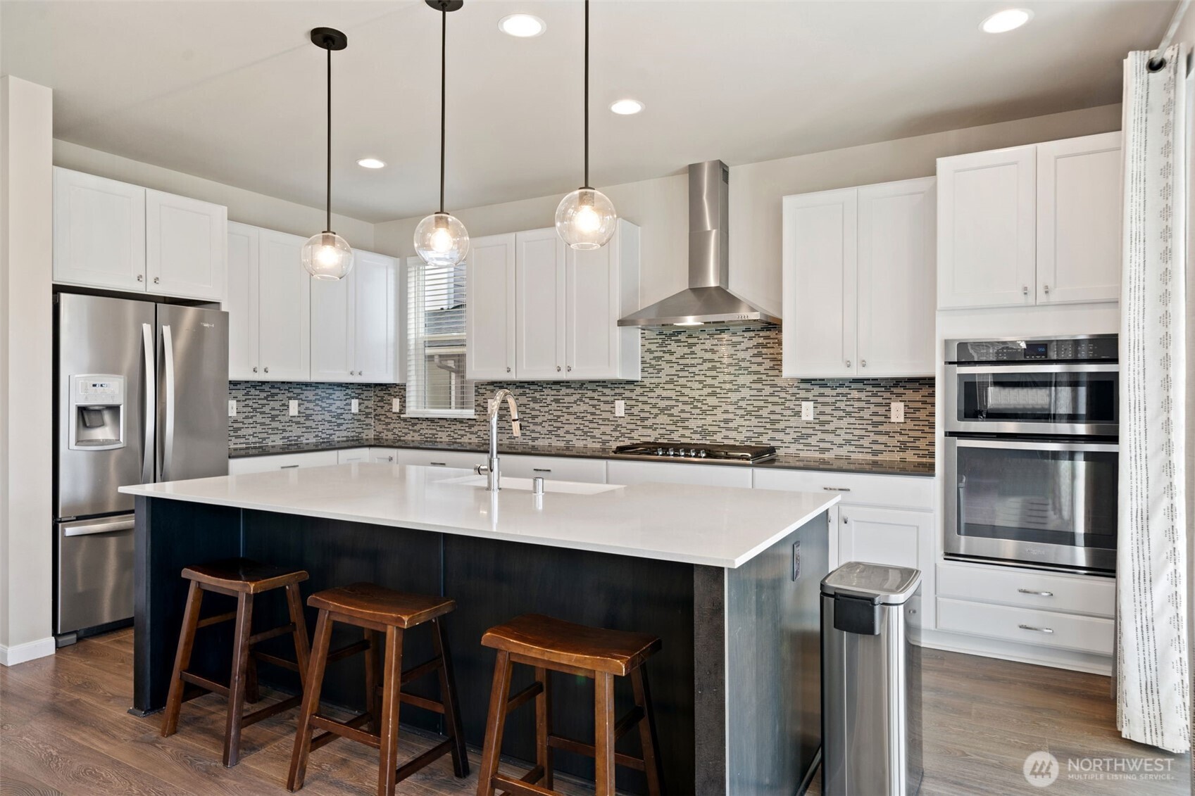 2423 NE Redford Street Poulsbo WA 98370