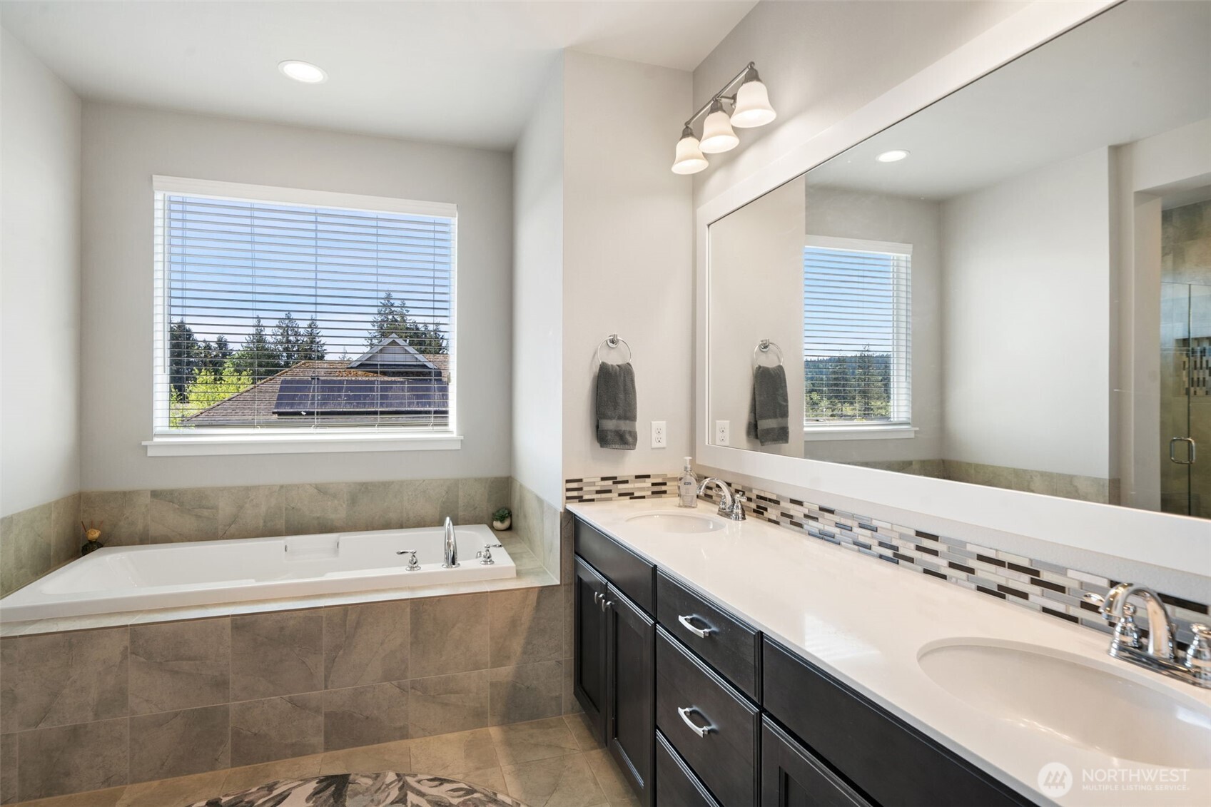 2423 NE Redford Street Poulsbo WA 98370