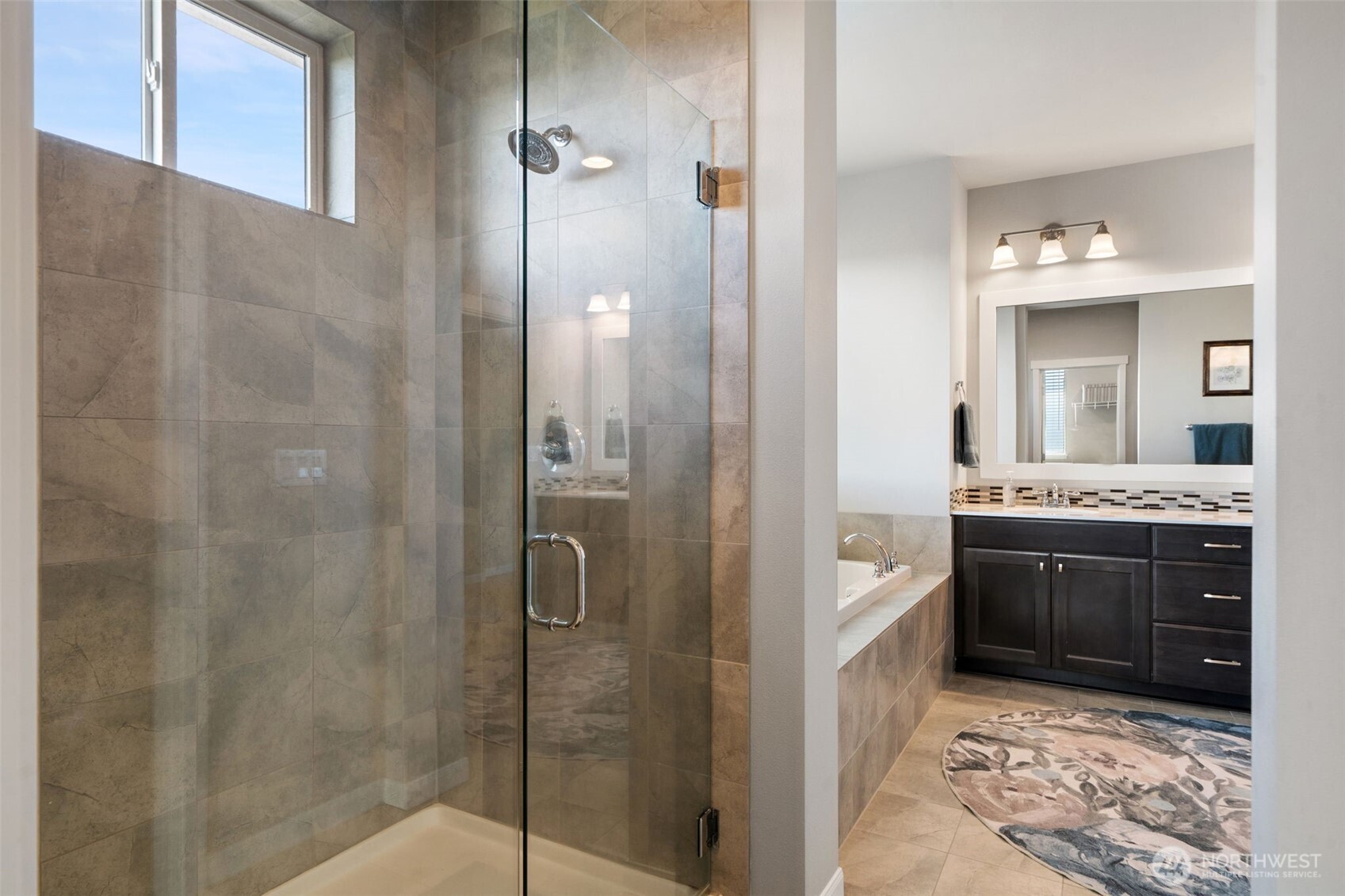 2423 NE Redford Street Poulsbo WA 98370
