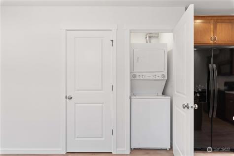 143 E Nixon Avenue Chelan WA 98816