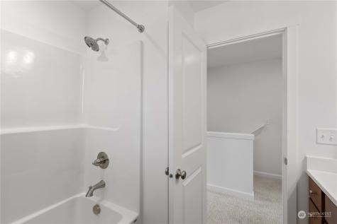 143 E Nixon Avenue Chelan WA 98816