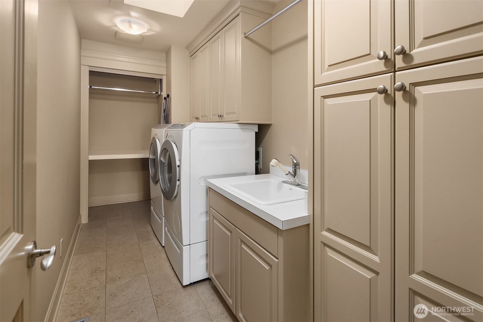 232 Overlake Drive E Medina WA 98039
