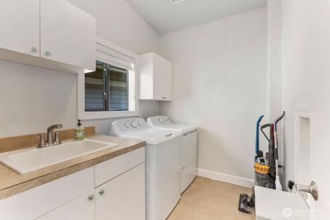 7926 Goodman Drive NW Gig Harbor WA 98332
