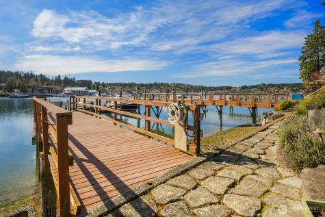 7926 Goodman Drive NW Gig Harbor WA 98332