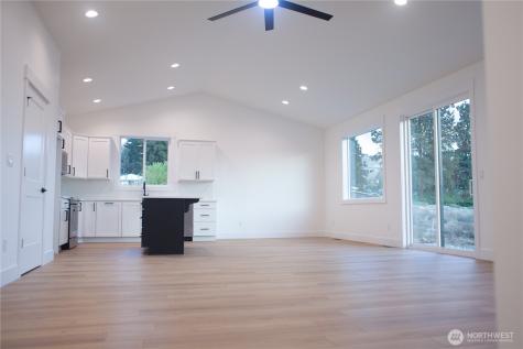 146 33rd Street East Wenatchee WA 98802