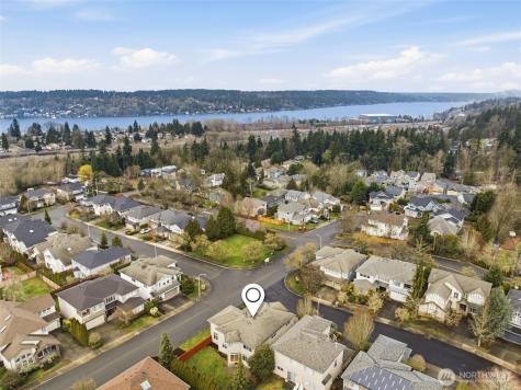 2005 NE 35th Place Renton WA 98056
