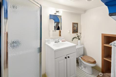 457 N 65th Street Seattle WA 98103