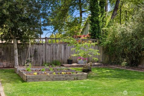 457 N 65th Street Seattle WA 98103