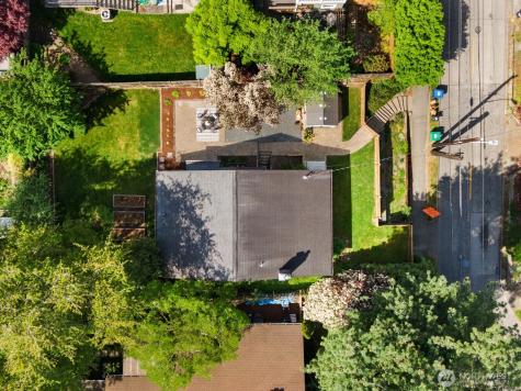 457 N 65th Street Seattle WA 98103