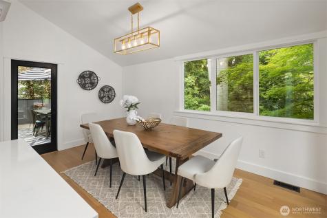 1014 4th Avenue N Seattle WA 98109