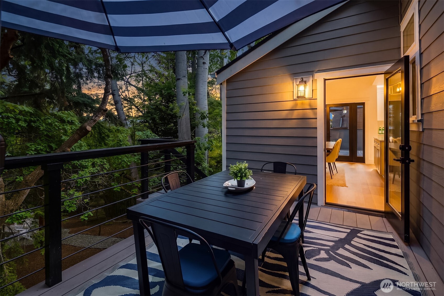 1014 4th Avenue N Seattle WA 98109