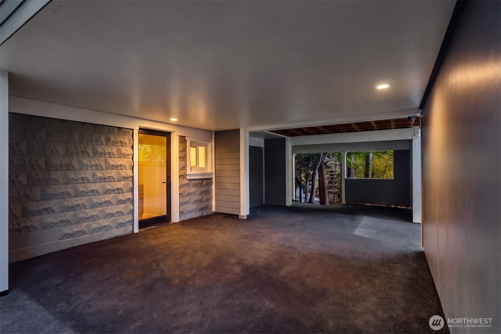 1014 4th Avenue N Seattle WA 98109
