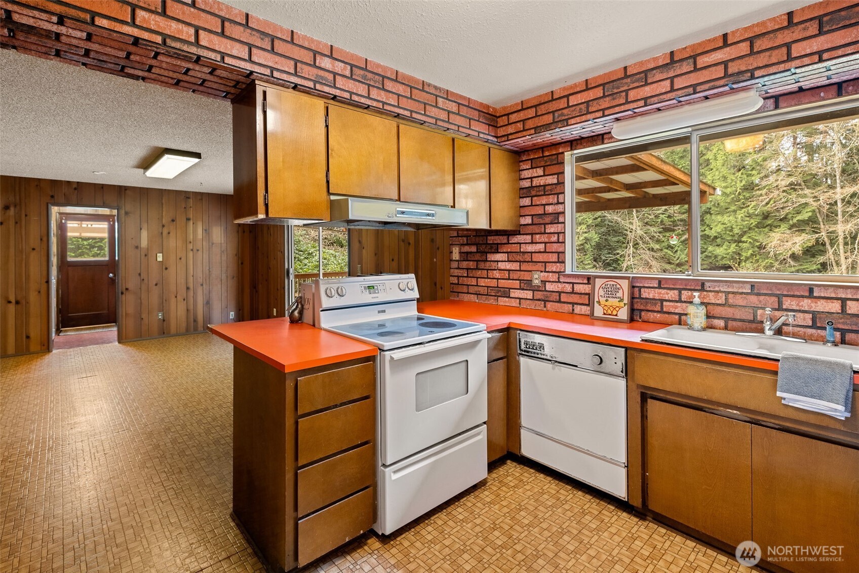 20025 166th Avenue NE Woodinville WA 98072