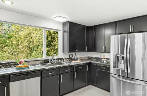 13133 66th Place NE Kirkland WA 98034