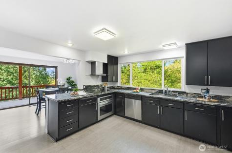 13133 66th Place NE Kirkland WA 98034