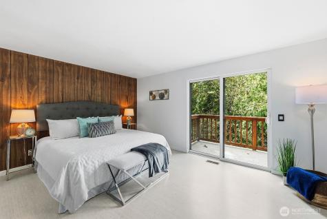 13133 66th Place NE Kirkland WA 98034