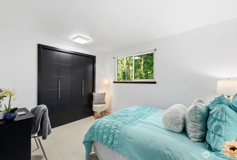 13133 66th Place NE Kirkland WA 98034