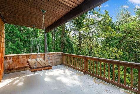13133 66th Place NE Kirkland WA 98034
