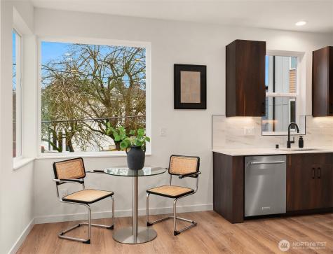 221 NE 75th Street Seattle WA 98115