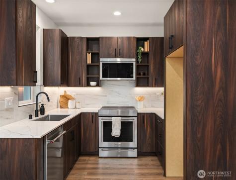 221 NE 75th Street Seattle WA 98115