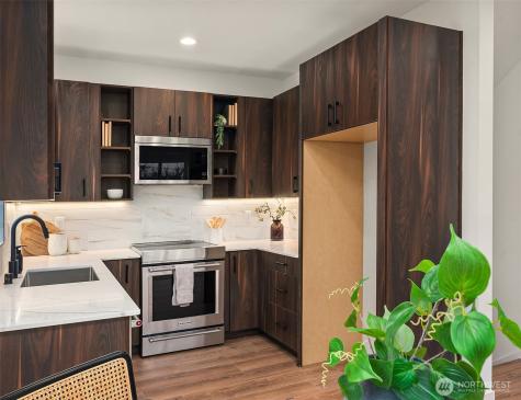 221 NE 75th Street Seattle WA 98115