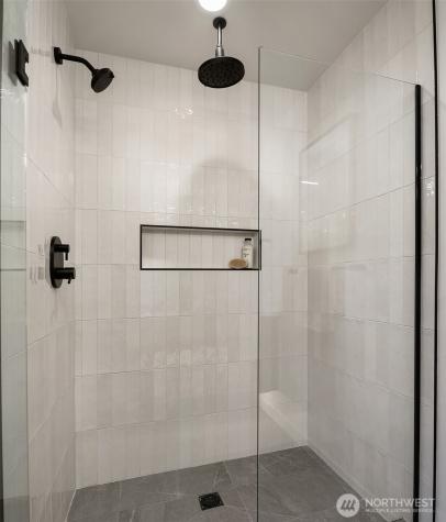 221 NE 75th Street Seattle WA 98115