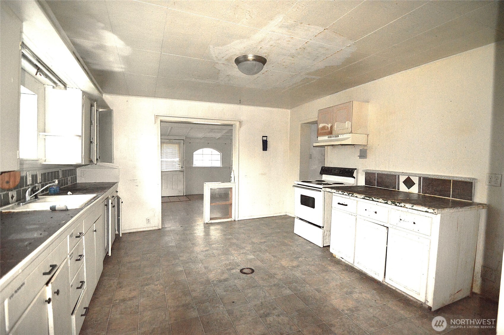 317 W King Street Aberdeen WA 98520