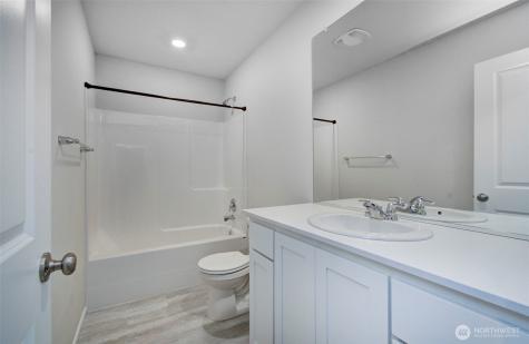 17503 NW 10th Avenue Ridgefield WA 98642