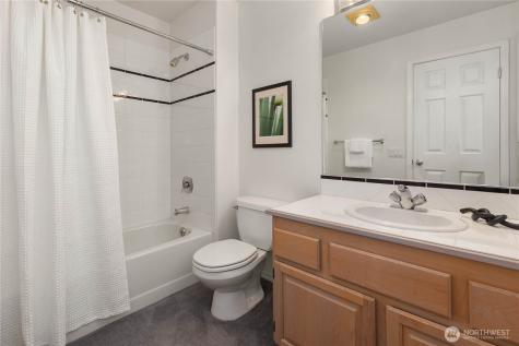 10142 NE 63rd Street Kirkland WA 98033
