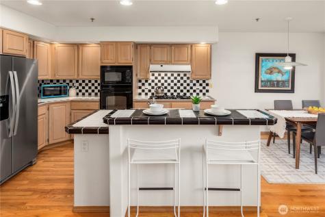 10142 NE 63rd Street Kirkland WA 98033