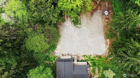 5450 NE Laura Loop Poulsbo WA 98370