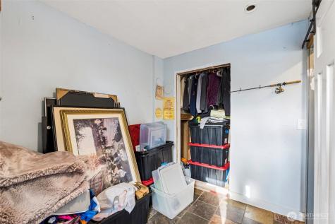 1241 SW Myrtle Street Seattle WA 98106