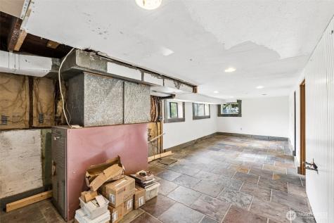 1241 SW Myrtle Street Seattle WA 98106
