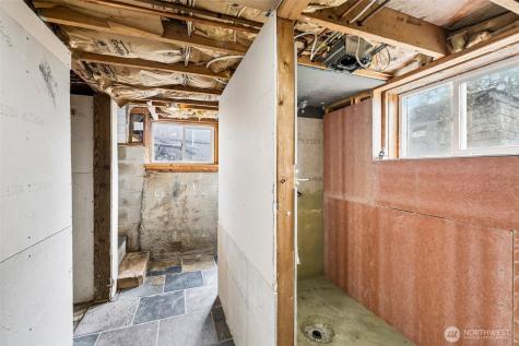 1241 SW Myrtle Street Seattle WA 98106