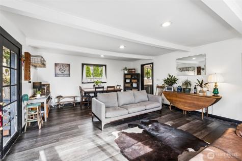 1241 SW Myrtle Street Seattle WA 98106