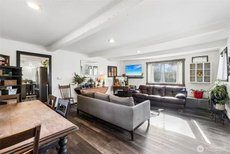 1241 SW Myrtle Street Seattle WA 98106