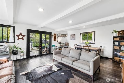 1241 SW Myrtle Street Seattle WA 98106