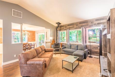 2909 E Defrang Street Port Angeles WA 98362