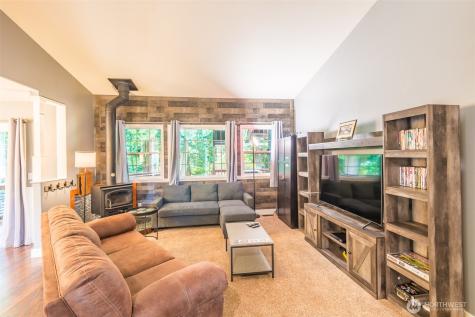 2909 E Defrang Street Port Angeles WA 98362