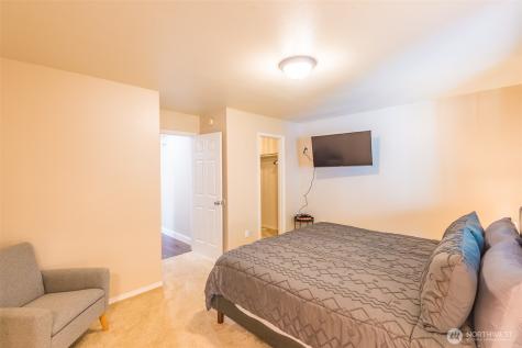 2909 E Defrang Street Port Angeles WA 98362